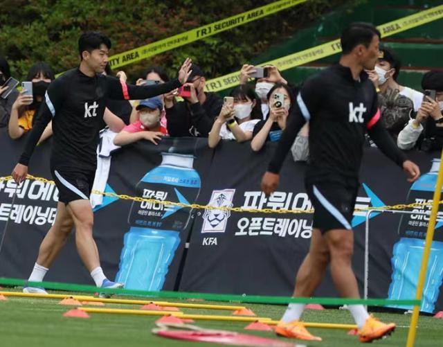 开云官网-​韩国足协开出世界杯重奖！进八强可获78亿韩元