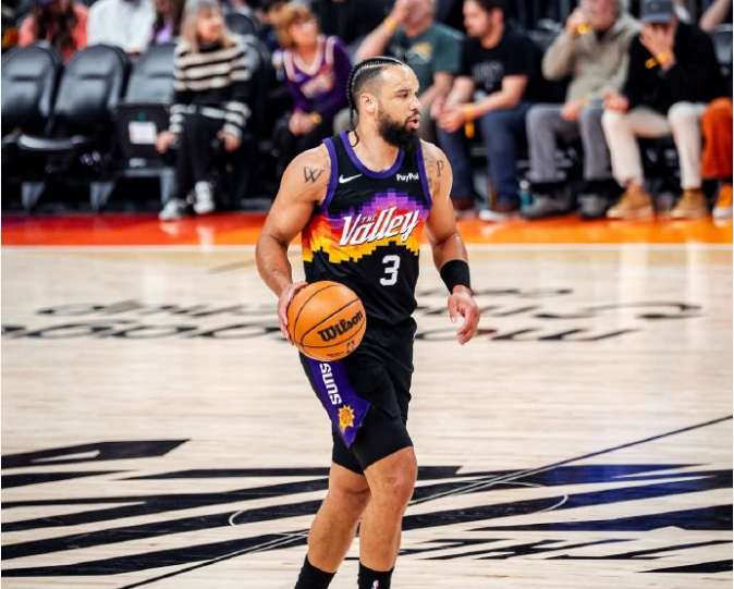 开云体育-格林压哨三分绝杀!狄龙7分钟伤退太阳双加时险胜魔术 贝恩34分