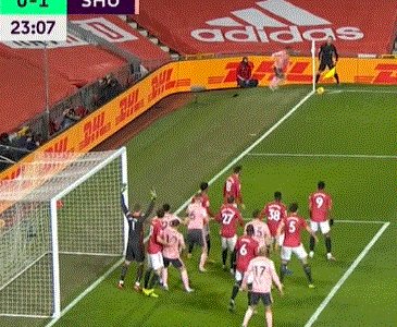 【英超】史上首次领头羊主场负副班长！曼联1比2落败